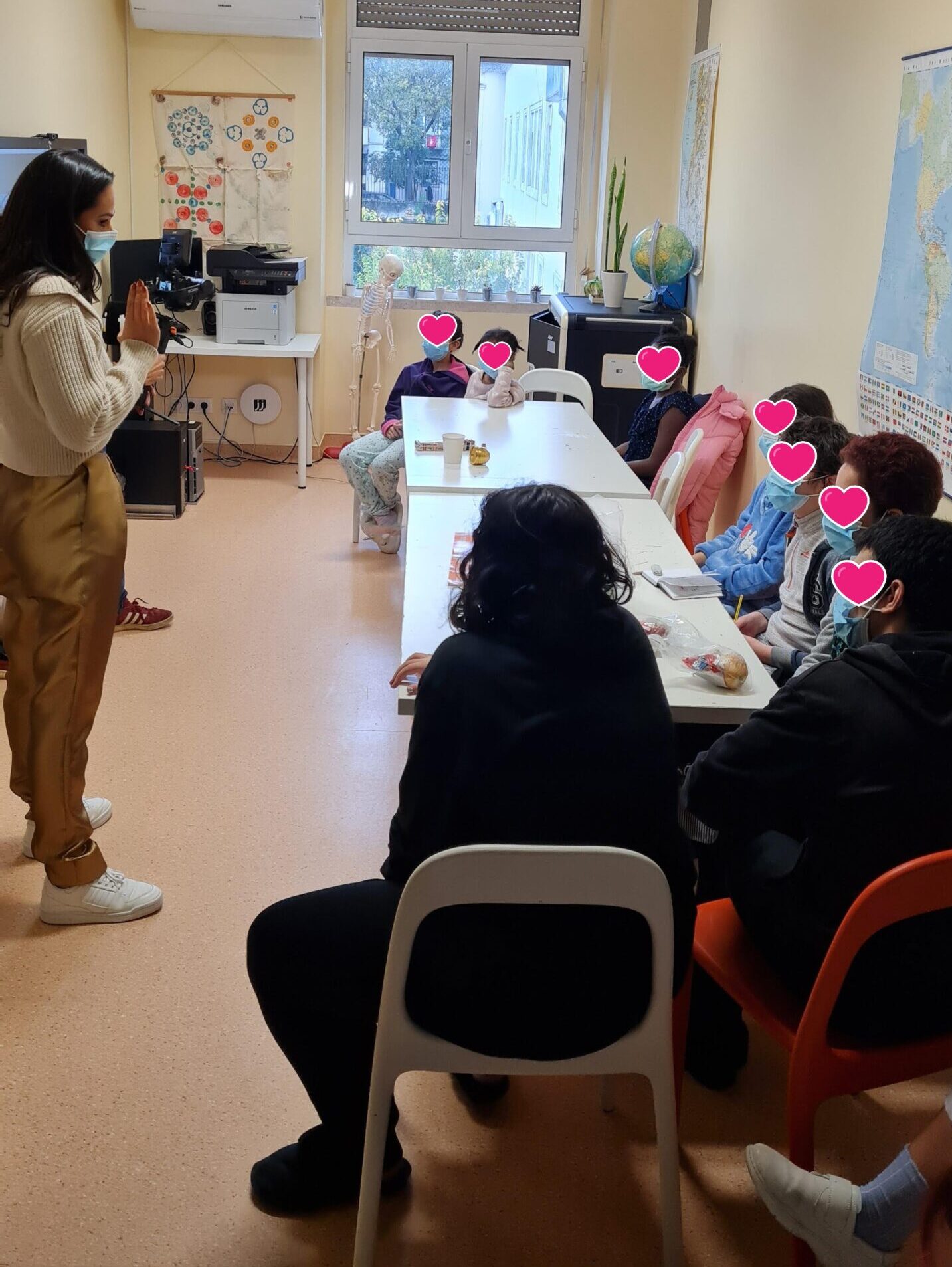 Rita Pereira fala com os alunos